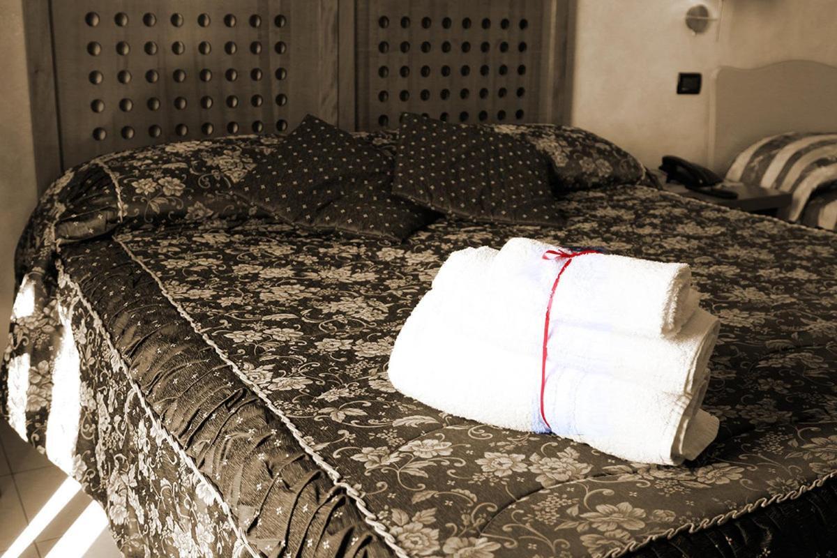 Hotel Ulisse Maida Bagian luar foto